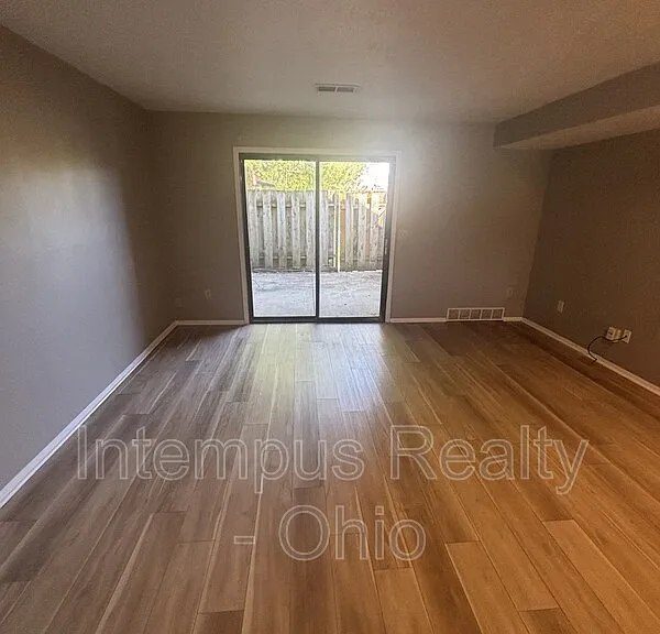 10 King Arthur Ct — Photo 11