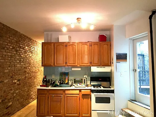 Rented by Living New York | media 43