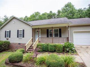 2374 14th Street Ct NE, Hickory, NC 28601