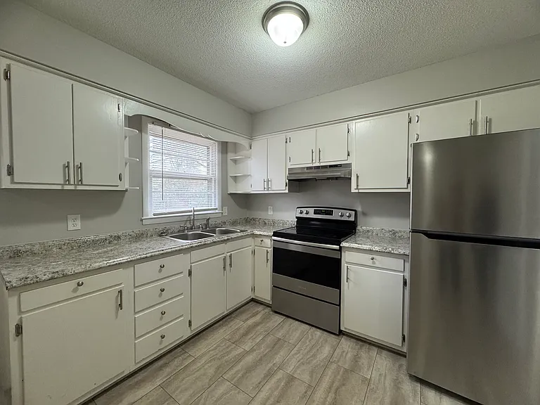 2319 Albright Dr — Photo 9