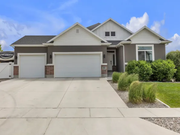 270 E Coventry Way, Stansbury Park, UT 84074