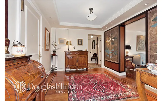 Sold by Douglas Elliman | media 23