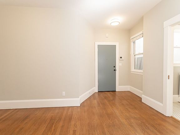 4th image of 1244 2nd Ave APT 206