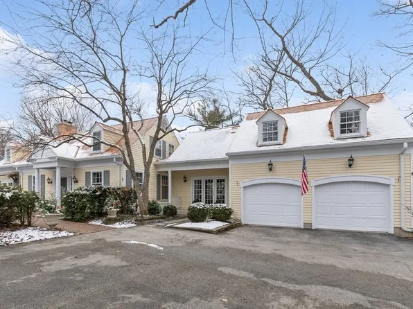 567 Rosemary Rd, Lake Forest, IL 60045