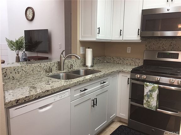 5th image of 23705 Del Monte Dr Unit 233