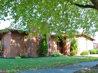 803 Hilton Dr, Lancaster, PA 17603
