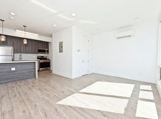 25-35 18th St #2-D, Astoria, NY 11102