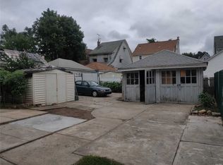 8819 187th Pl, Hollis, NY 11423