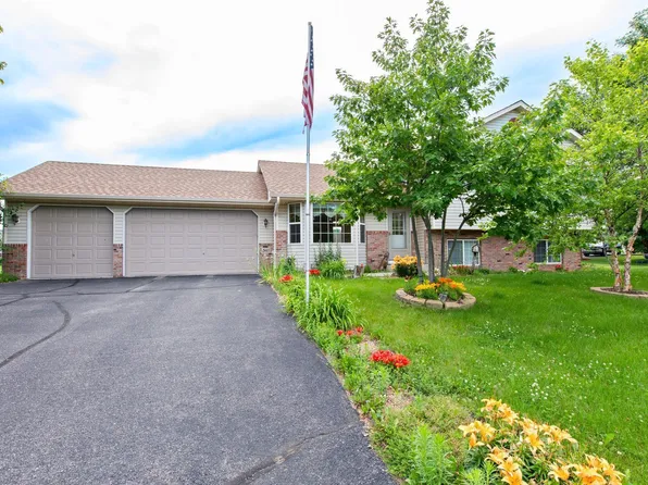 341 Douglas Dr S, Annandale, MN 55302