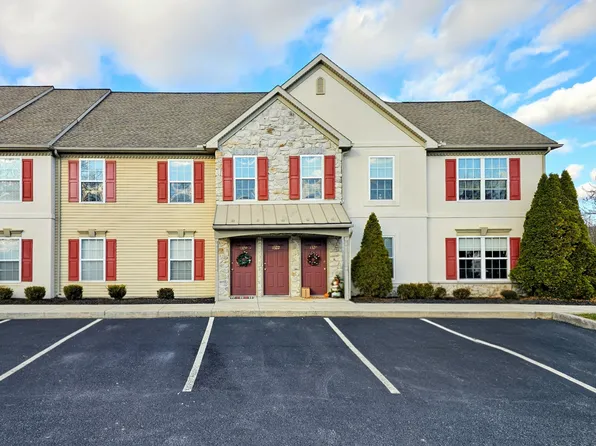 1322 Hammon Ave, Ephrata, PA 17522