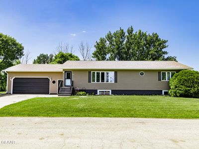 501 1st St NW, Hillsboro, ND, 58045