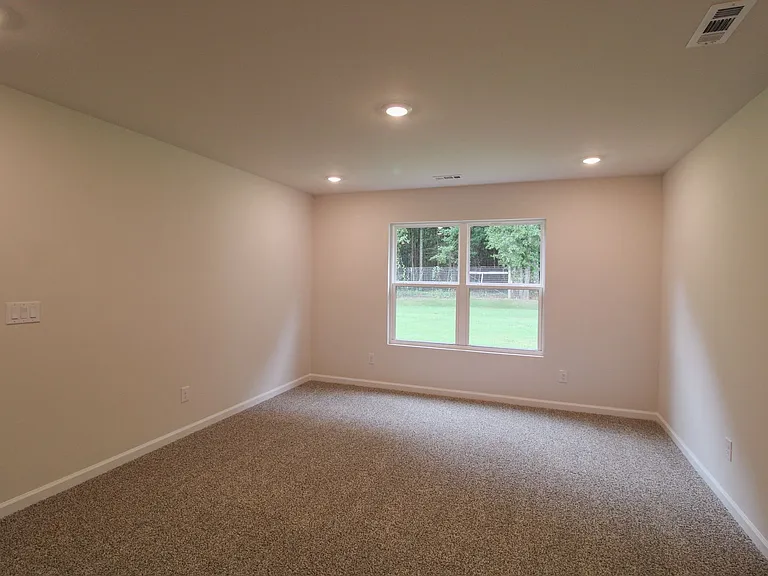 9922 Sequoyah Cove Dr SE — Photo 15