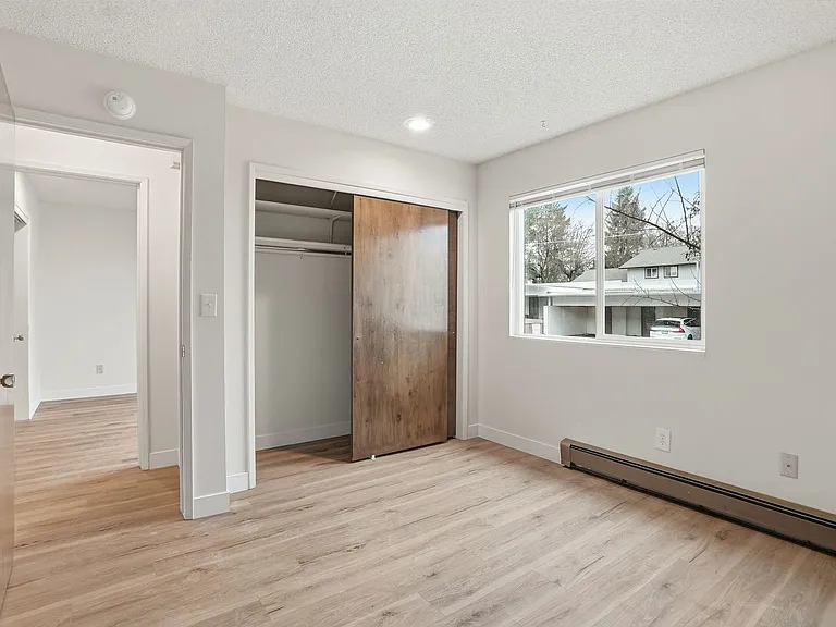 3102 E 27th Ave — Photo 42