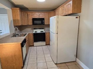 301 W Palm Way #107, Hollywood, FL 33025