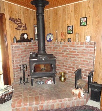 A nice raised brick area for the hearth! These bricks are from an old Hotel in Bakersfield!