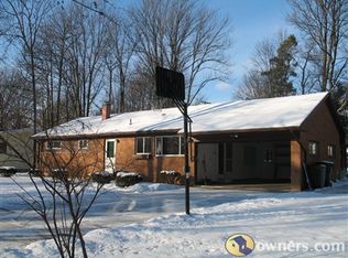 1805 Ardmore St, Midland, MI 48642