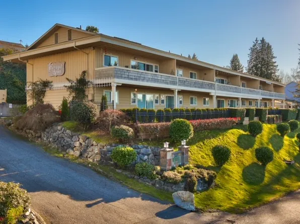 (undisclosed Address), Pt Orchard, WA 98366