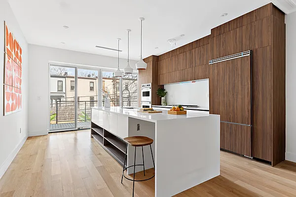 Sold by Compass | media 5