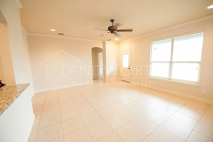 4620 Angus Dr — Photo 1