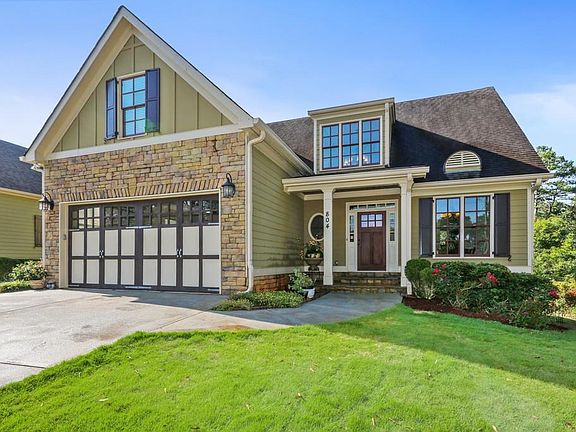 2nd image of 804 Sylvan Dr