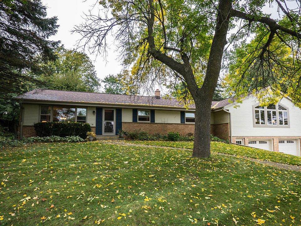 1st image of 1210 Villa Ter