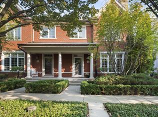 4254 Linden Tree Ln, Glenview, IL 60026