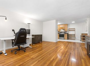 39 Englewood Ave APT 12A, Brighton, MA 02135
