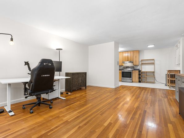39 Englewood Ave APT 12A