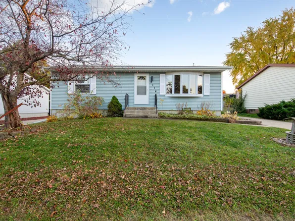 2114 51st St NW, Rochester, MN 55901