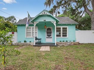 521 Michigan St, Mount Dora, FL 32757