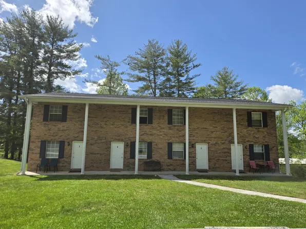 157 Brookside Camp Rd #1, Hendersonville, NC 28792