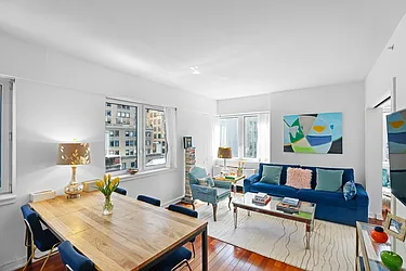 Rented by R New York