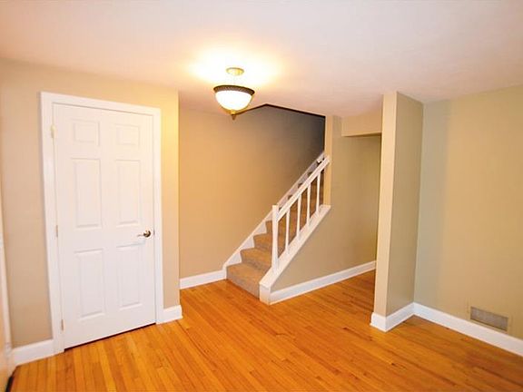 3rd image of 607 Sewickley Heights Dr