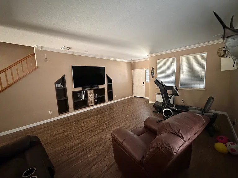 2127 Arnold Dr — Photo 12