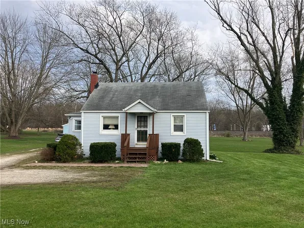 3198 Warren Meadville Rd, Cortland, OH 44410