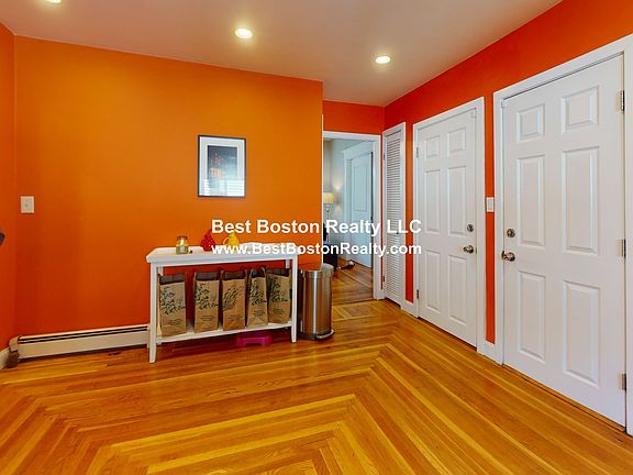 2nd image of 15 Henry St #1