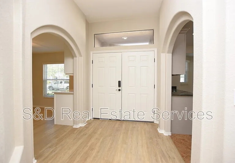 1606 Taylor Landing Dr — Photo 19