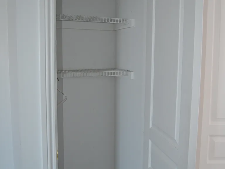 907 Bowe St #B — Photo 7