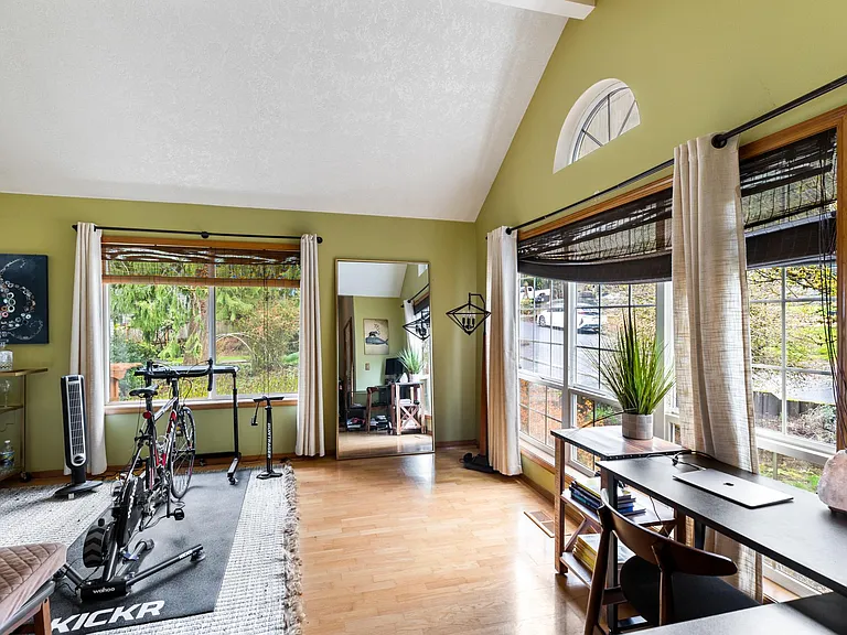 7956 SW 61st Ave — Photo 9