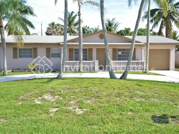 458 NE 38th St, Boca Raton, FL 33431