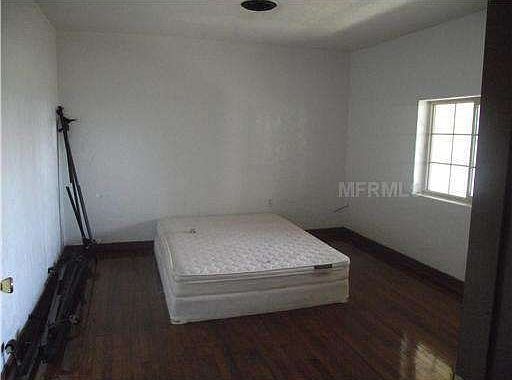 5th image of 1047 E Lake Parker Dr