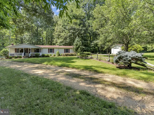 26245 Mar A Lee Dr, Mechanicsville, MD 20659