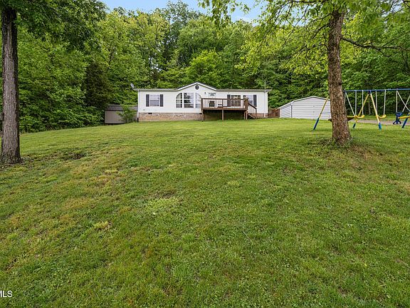 2nd image of 250 Dogwalk Rd