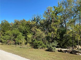 62 Ridgewood Dr, Linn Valley, KS 66040