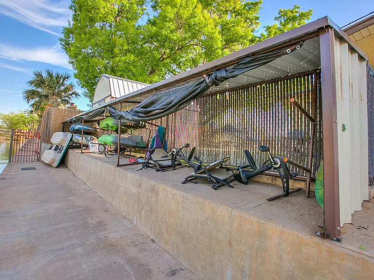 1510 Loop Dr — Photo 10