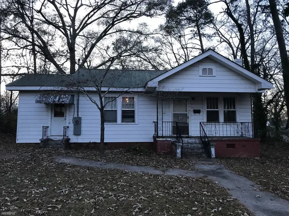1914 Christine Ave, Anniston, AL 36207