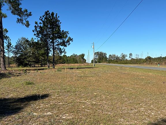 4th image of 3423 State Highway 240 N
