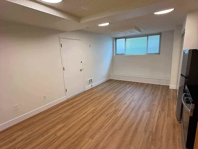 Belcourt Apartments — Photo 11