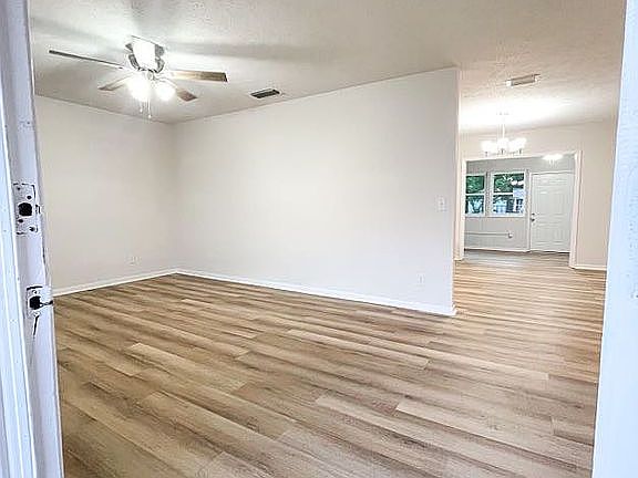 3rd image of 1212 Florida Ave