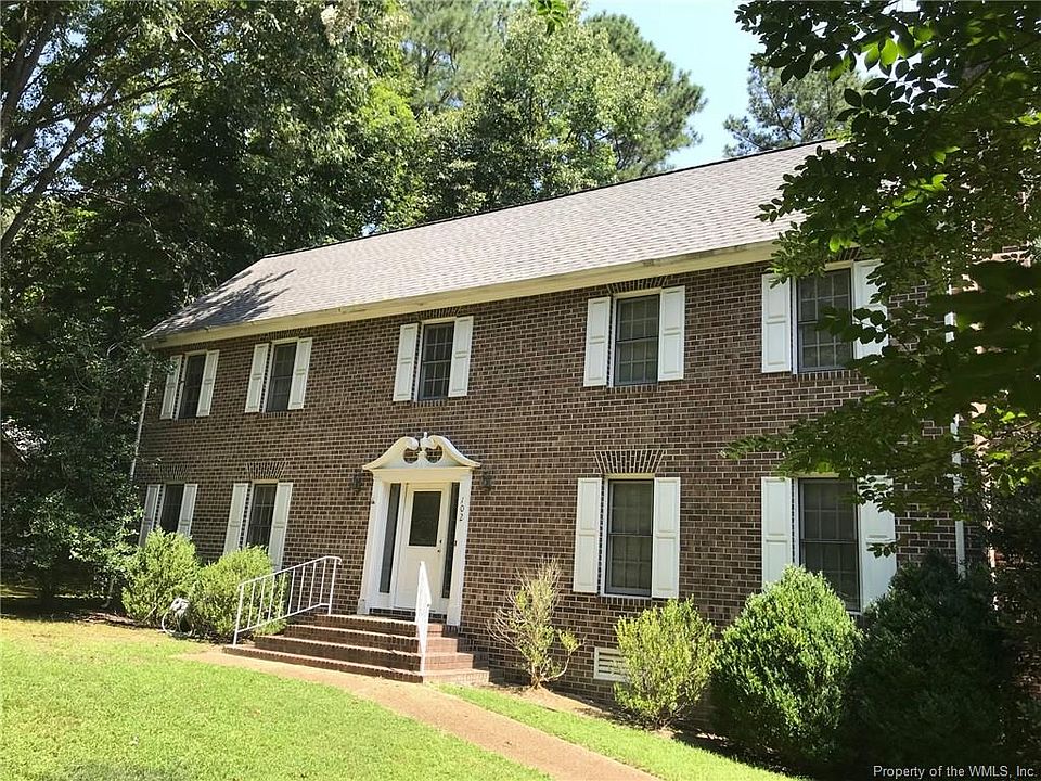 1st image of 102 N Berwick